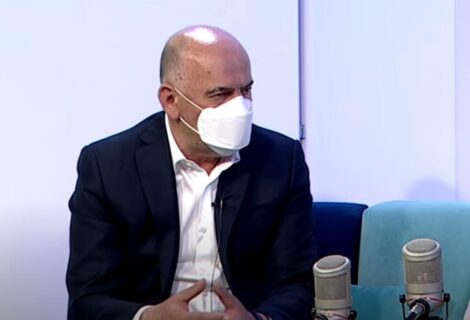 Jokić za TV Vijesti: Apel Vladi da usvoji mjere koje predloži struka Jokić za TV Vijesti: Apel Vladi da usvoji mjere koje predloži struka