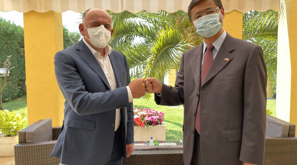 Ambasada Kine: Hvala Domu zdravlja Podgorica na vakcinaciji kineskih državljana