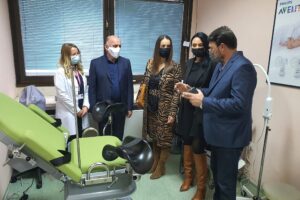 Dnevne novine DAN donirale savremeni ginekološki sto Domu zdravlja Podgorica